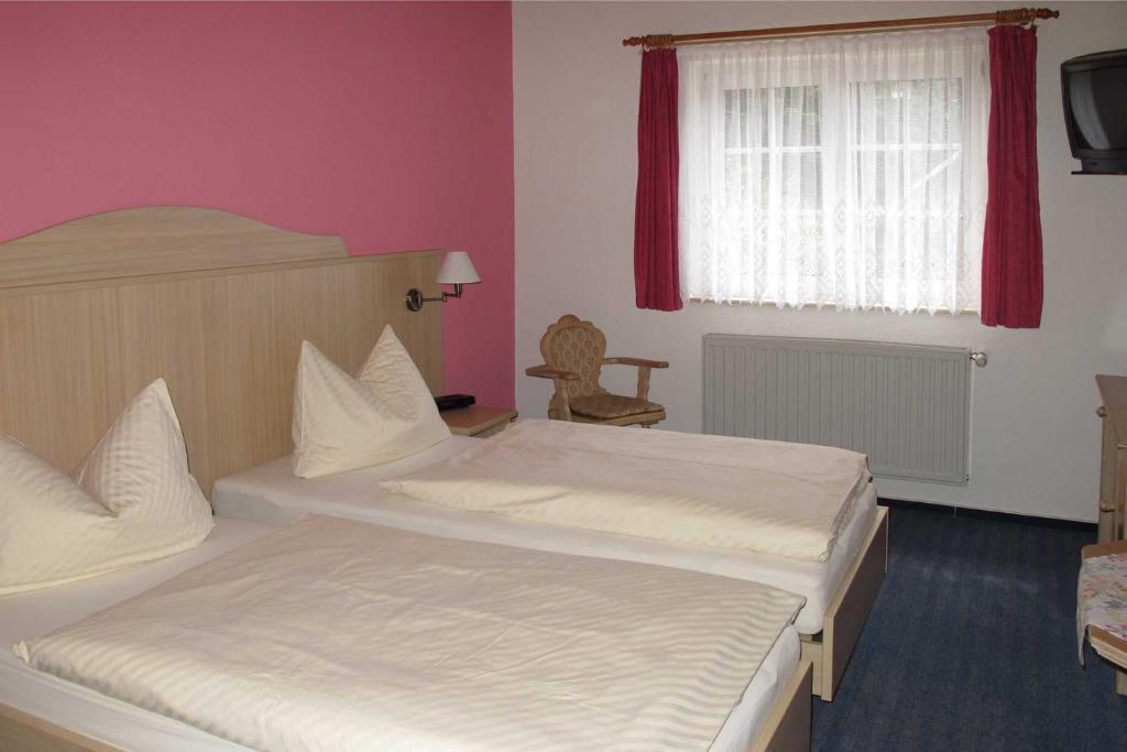 Land-Gut-Hotel Zur Lochmuehle Penig Номер фото